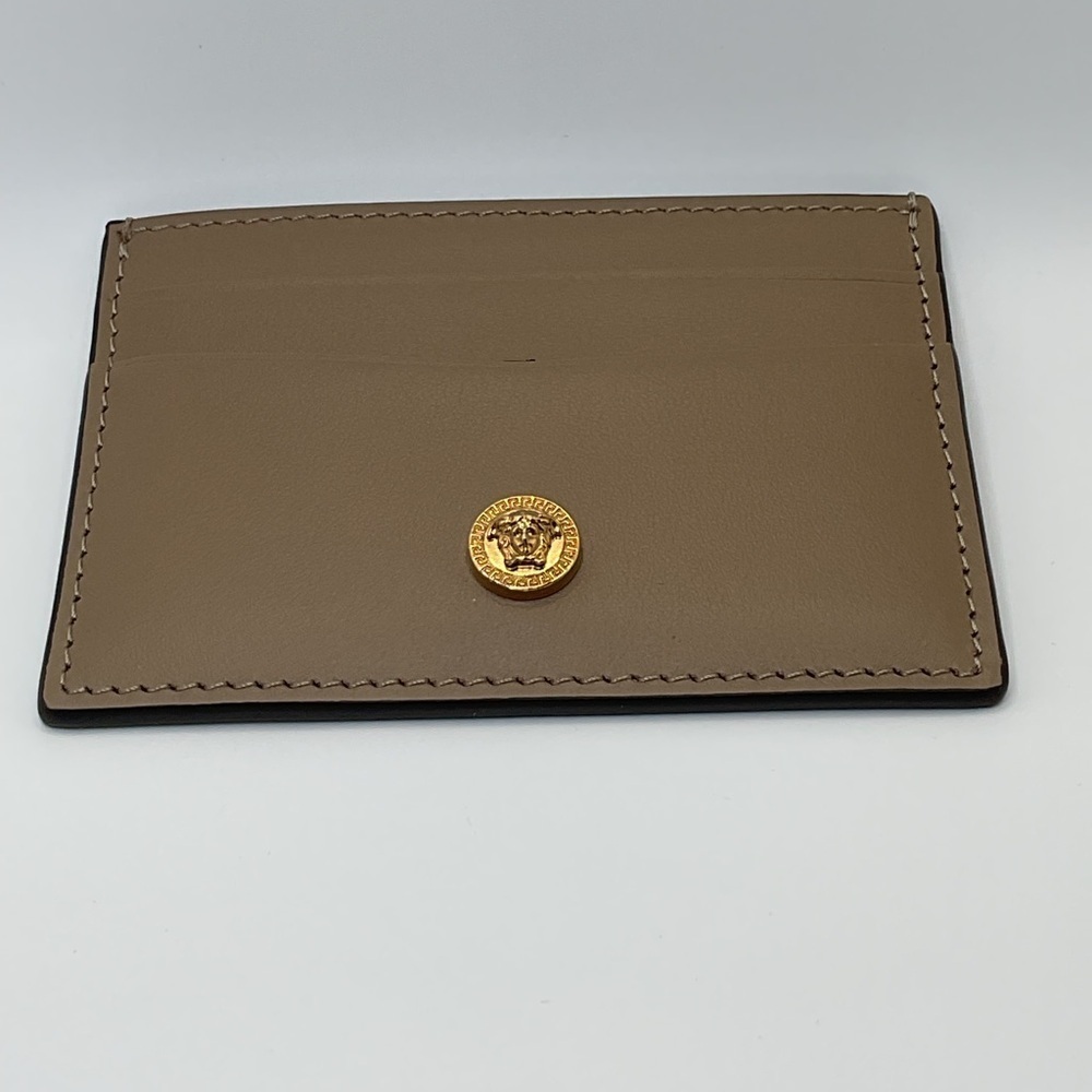 Versace Tan and Gold Card Holder NWT. Unisex - Picture 3 of 6